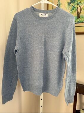Naadam Cashmere Crew Neck Sweater. NWT. Size XS.